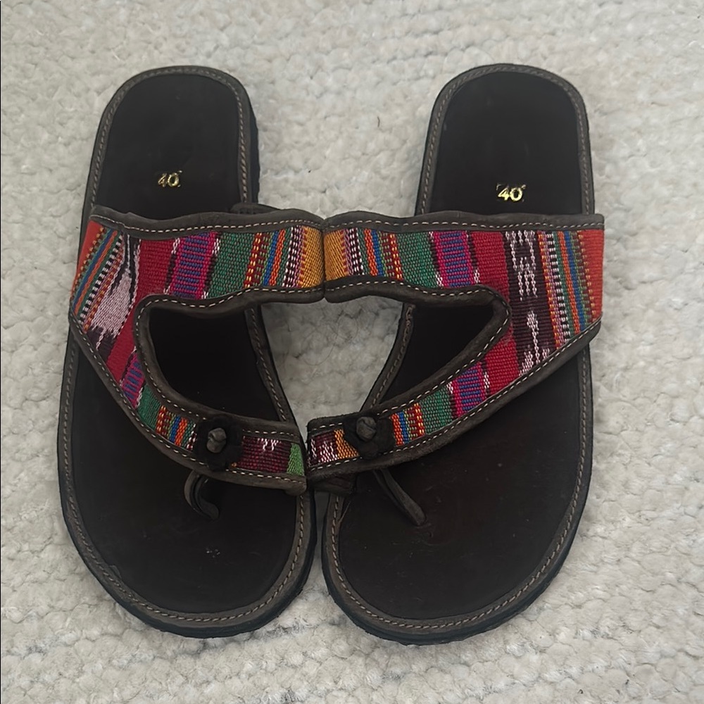 Colorful Guatemalan Fabric Women's Sandals size 7